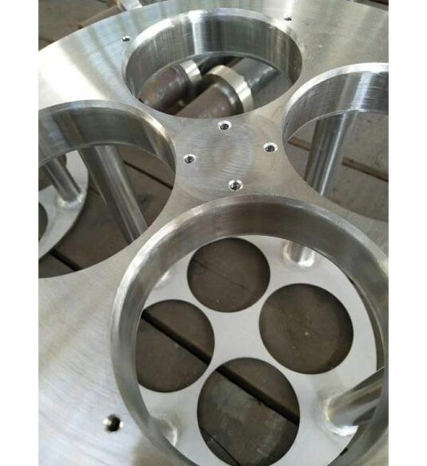 液液聚結器